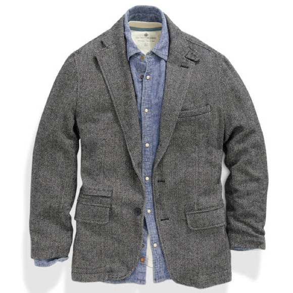 The Territory Ahead Gray Herringbone Sport Coat With Blue Shirt Styling